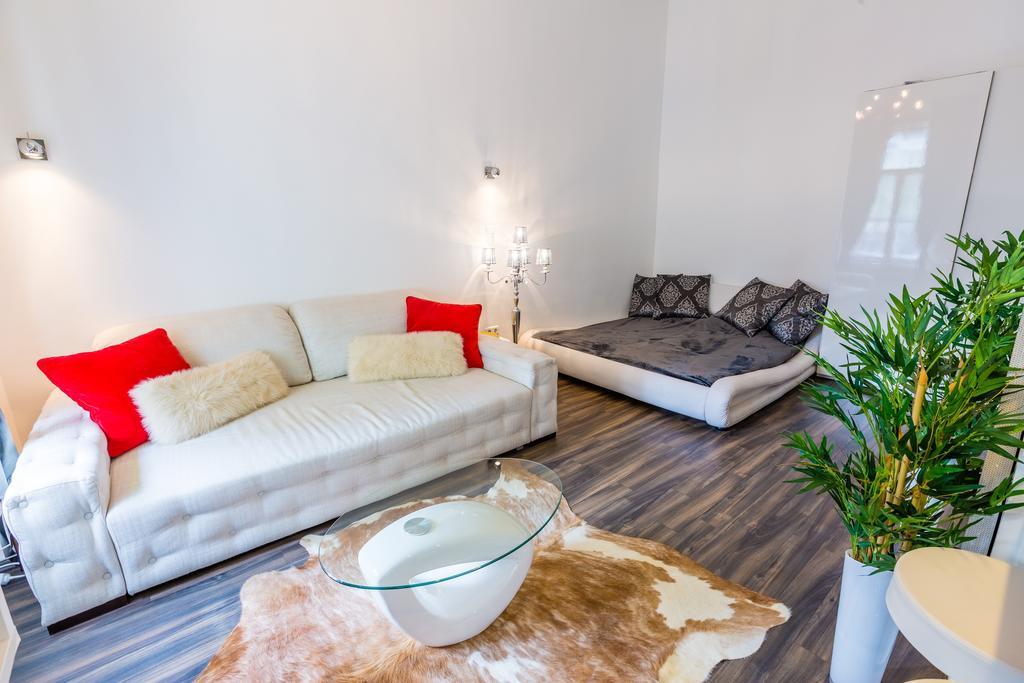 Vorosmarty Square Luxury Budapest